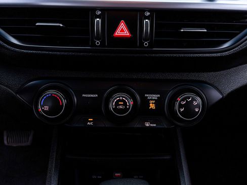 Certified 2023 Kia Forte LXS FWD image 21