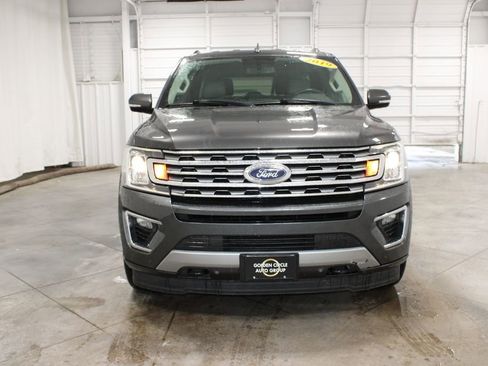 Used 2019 Ford Expedition Max Limited AWD/4WD image 3
