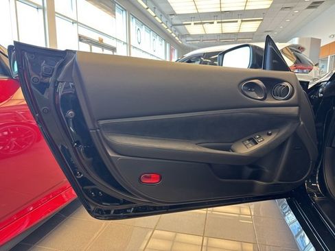 New 2025 Nissan Z Performance w/ Floor Mat Package image 10