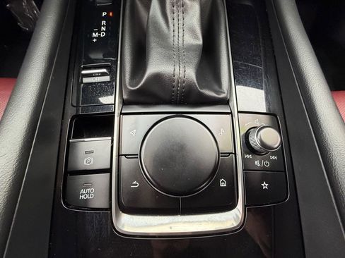 Used 2025 MAZDA MAZDA3 s image 22