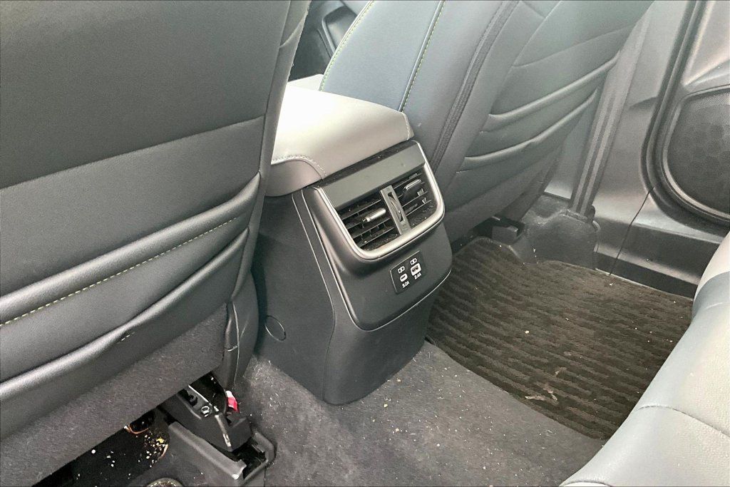 Used 2024 Subaru Outback Onyx Edition AWD/4WD image 10