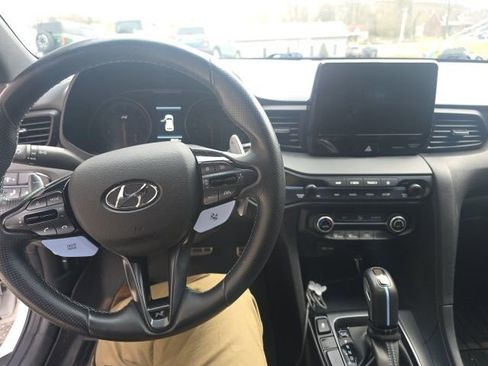 Used 2021 Hyundai Veloster N image 6