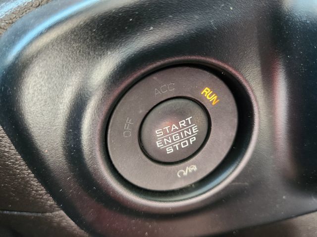 Used 2023 Jeep Gladiator Mojave AWD/4WD image 8
