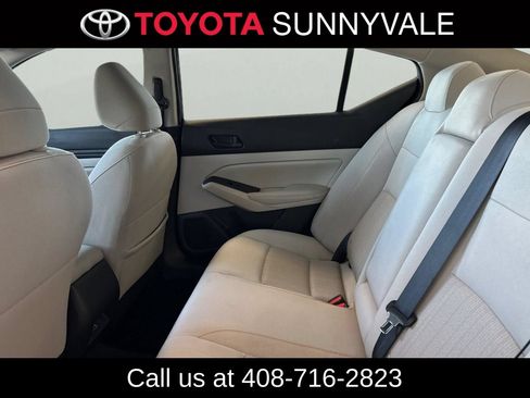 Used 2025 Nissan Altima 2.5 SV FWD image 5