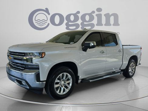 Used 2022 Chevrolet Silverado 1500 LTZ w/ Safety Package II AWD/4WD image 1