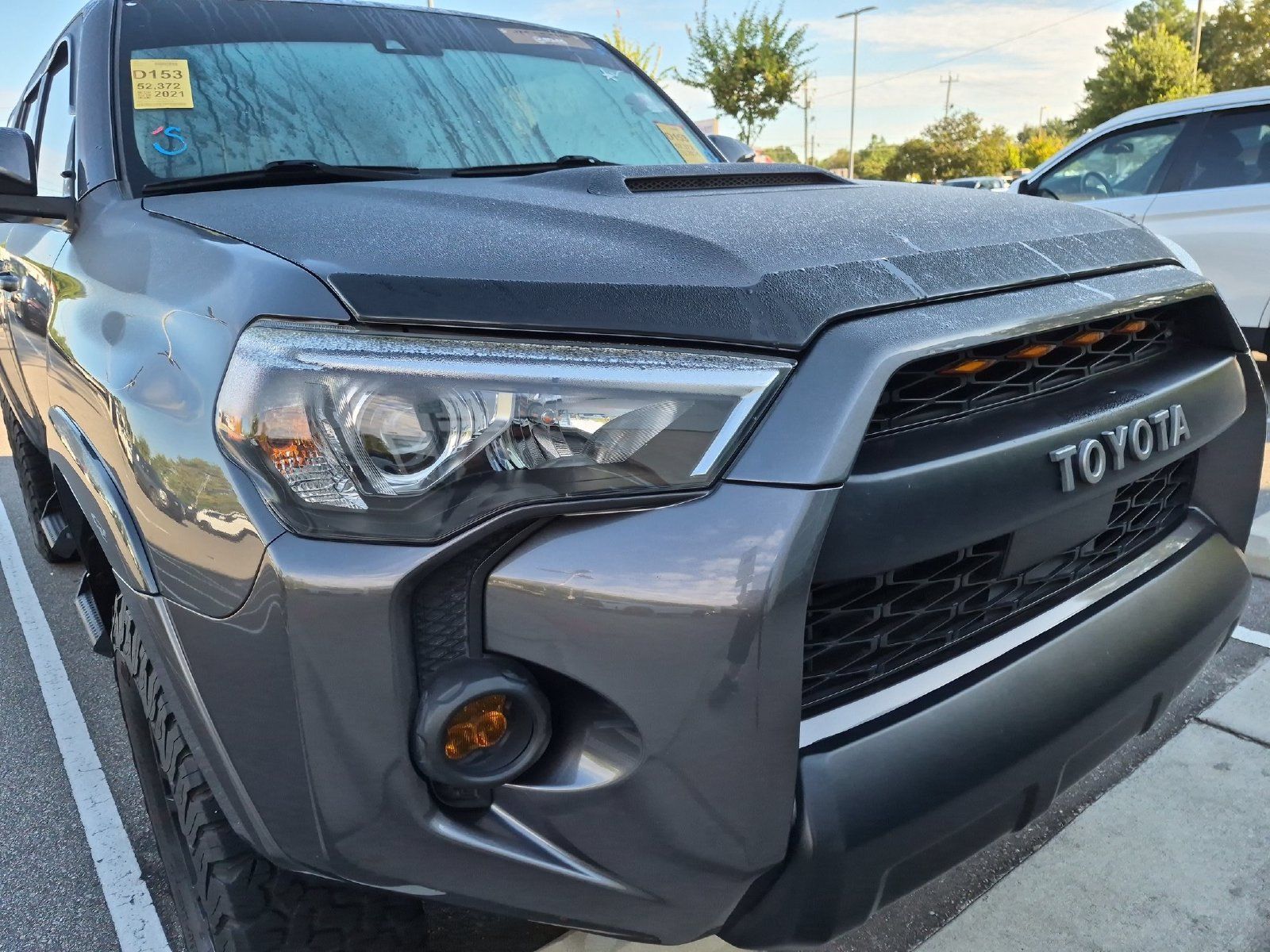 Used 2021 Toyota 4Runner TRD Off-Road Premium w/ Moonroof Package AWD/4WD image 9