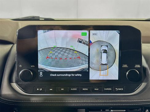 Used 2023 Nissan Rogue Platinum w/ Platinum Premium Package image 14