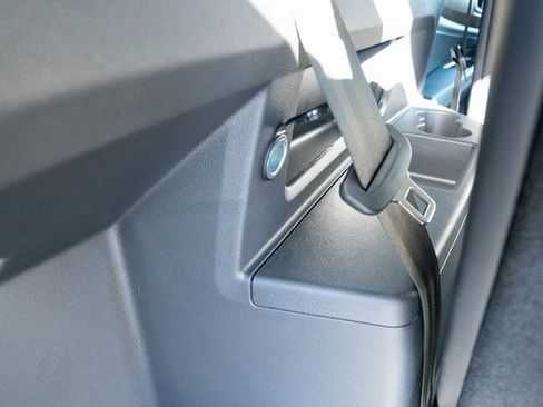 New 2026 Volkswagen Atlas SE image 35