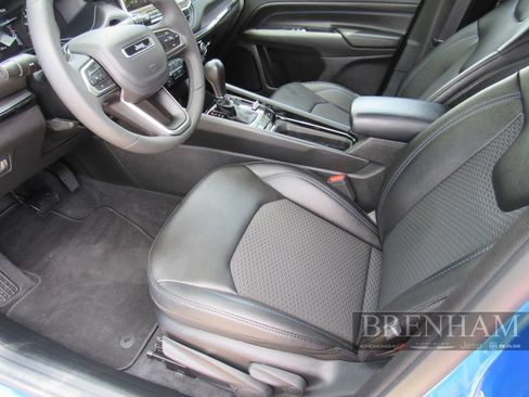 Used 2025 Jeep Compass Latitude w/ Altitude Special Edition AWD/4WD image 14