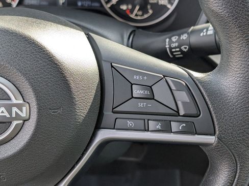 Used 2024 Nissan Altima 2.5 SV image 23