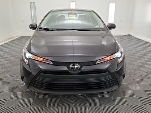 Used 2026 Toyota Corolla LE FWD image 28