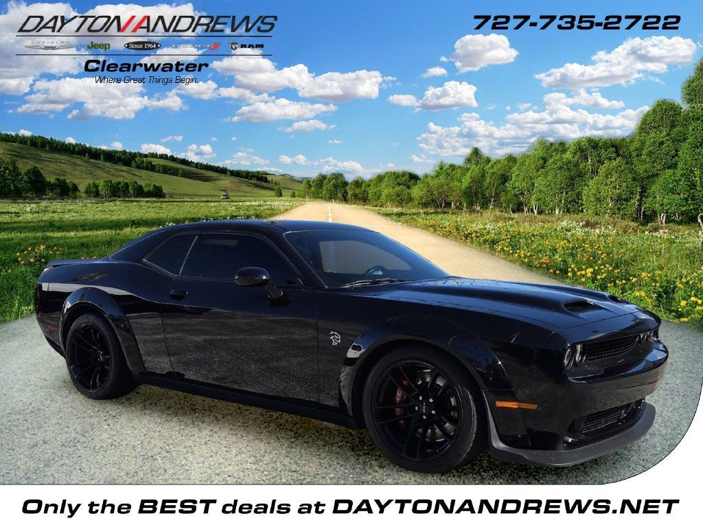 Used 2022 Dodge Challenger SRT Hellcat RWD image 1