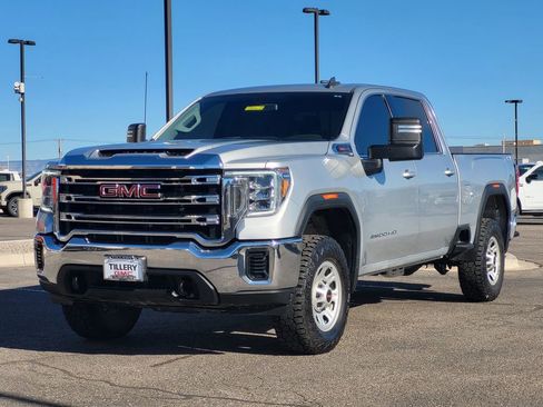Used 2022 GMC Sierra 2500 SLE w/ Remote Start Package image 4