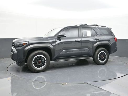Used 2025 Toyota 4Runner TRD Off-Road image 6