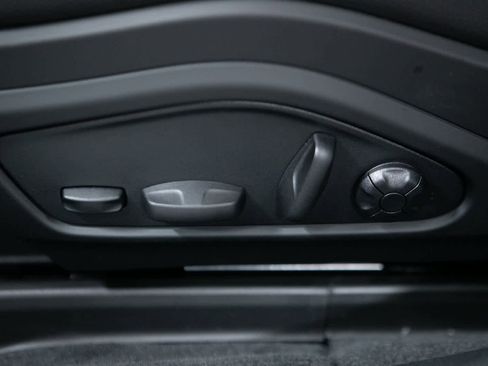 New 2026 Porsche Panamera 4 image 17