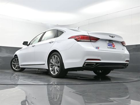 Used 2018 Genesis G80 3.8 image 27