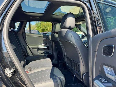 Certified 2025 Mercedes-Benz GLA 250 image 28