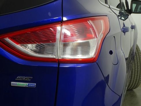 Used 2015 Ford Escape SE image 39