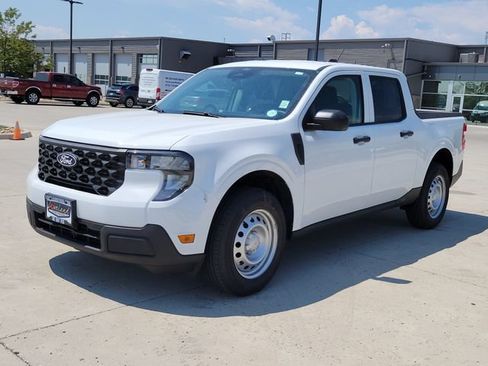 New 2026 Ford Maverick XL w/ Equipment Group 101A AWD/4WD image 4