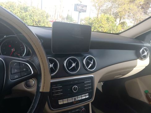 Used 2020 Mercedes-Benz GLA 250 4MATIC image 10