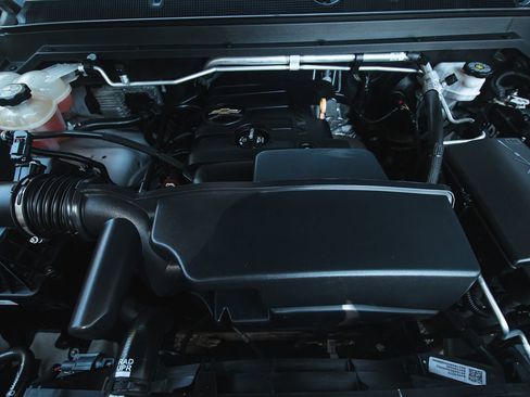 Used 2021 Chevrolet Colorado LT w/ Fleet Safety Package image 17