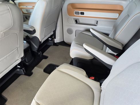 New 2025 Volkswagen ID. Buzz Pro S Plus image 19