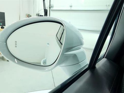 Used 2024 Porsche Cayenne S image 13