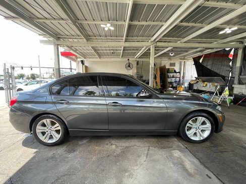 Used 2018 BMW 330i Sedan RWD image 6