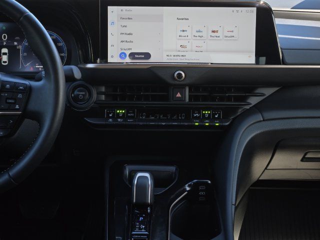 Certified 2026 Toyota Crown AWD/4WD image 19