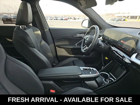 Used 2025 BMW X1 xDrive28i image 11