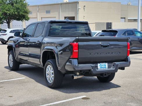 Used 2026 Toyota Tacoma SR5 RWD image 5