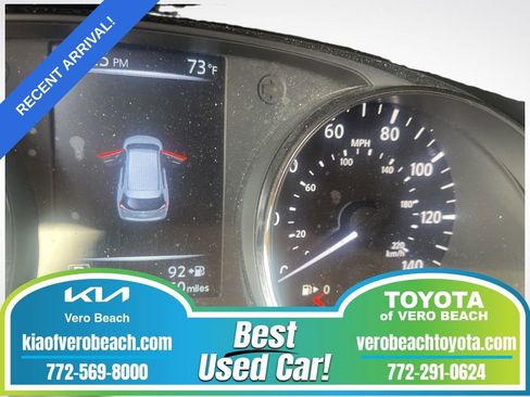 Used 2017 Nissan Rogue SV w/ SV Premium Package image 1