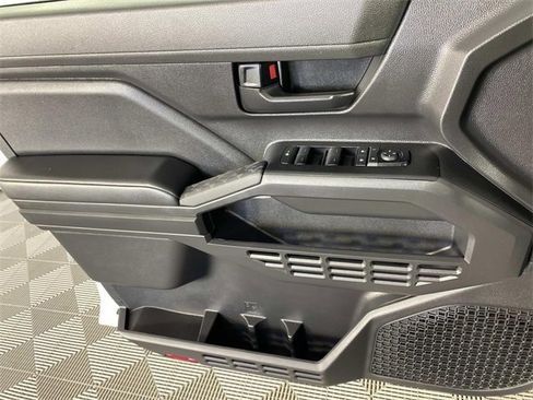 Used 2025 Toyota Tacoma SR image 23