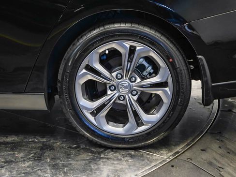 Used 2023 Honda Accord EX image 10