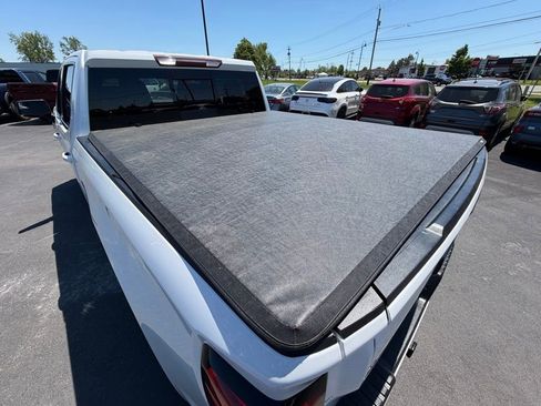 Used 2021 GMC Sierra 1500 AT4 w/ AT4 Preferred Package AWD/4WD image 31
