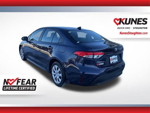 Used 2023 Toyota Corolla LE image 7