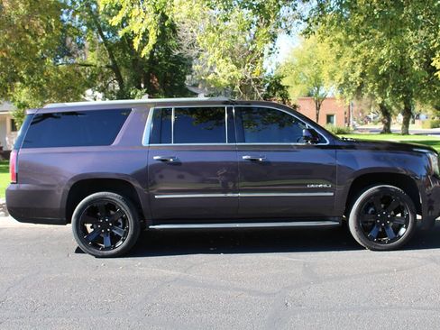Used 2016 GMC Yukon XL Denali w/ Open Road Package image 3