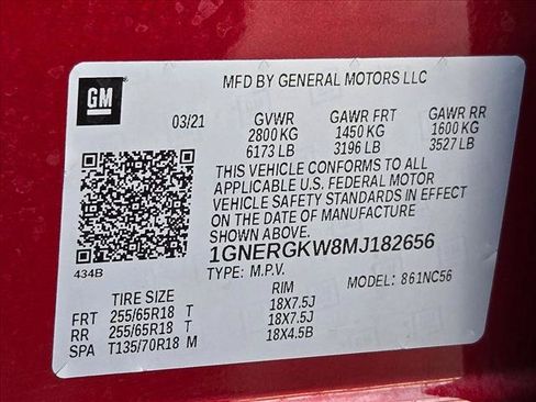 Used 2021 Chevrolet Traverse LT FWD image 25