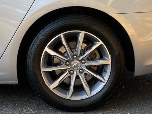 Used 2018 Acura TLX image 6