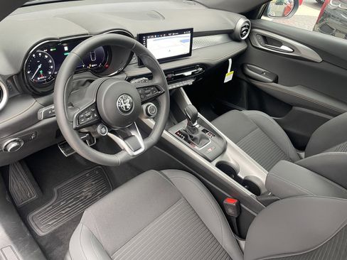 New 2025 Alfa Romeo Tonale image 12