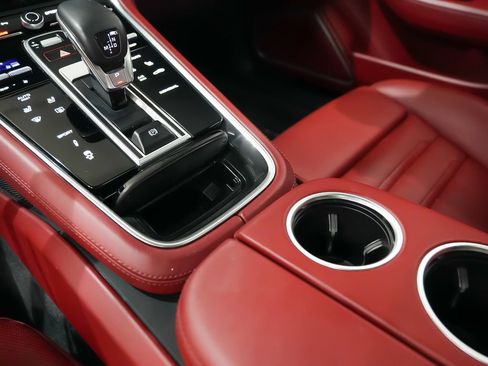 Certified 2023 Porsche Panamera 4 Platinum Edition AWD/4WD image 33