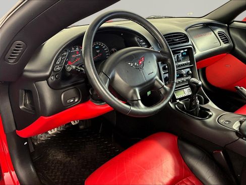 Used 2004 Chevrolet Corvette Z06 w/ Memory Package RWD image 17