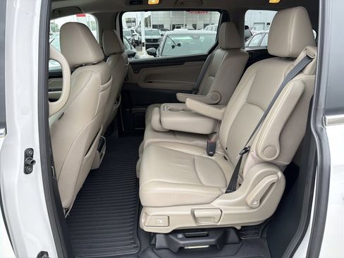 Used 2023 Honda Odyssey Touring image 8