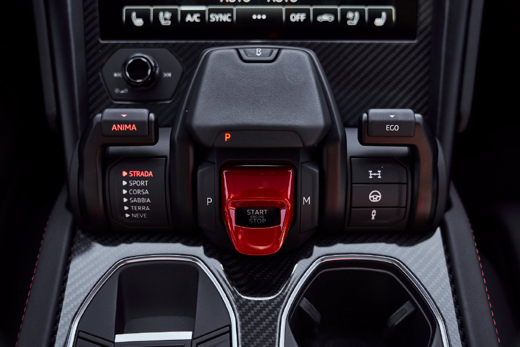 Used 2024 Lamborghini Urus S AWD/4WD image 70