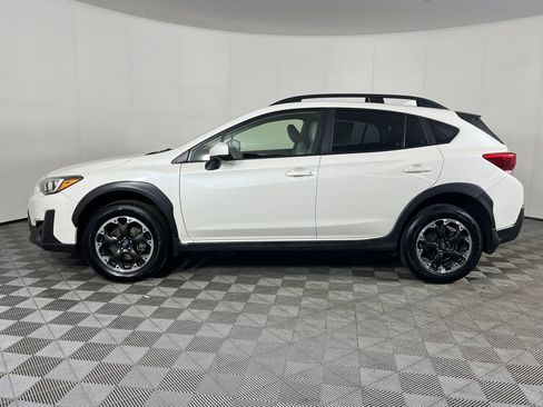 Used 2021 Subaru Crosstrek 2.0i Premium w/ Moonroof Package image 9