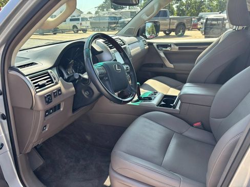 Used 2019 Lexus GX 460 Premium AWD/4WD image 11