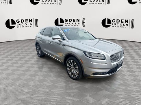 Used 2021 Lincoln Nautilus Reserve AWD/4WD image 2