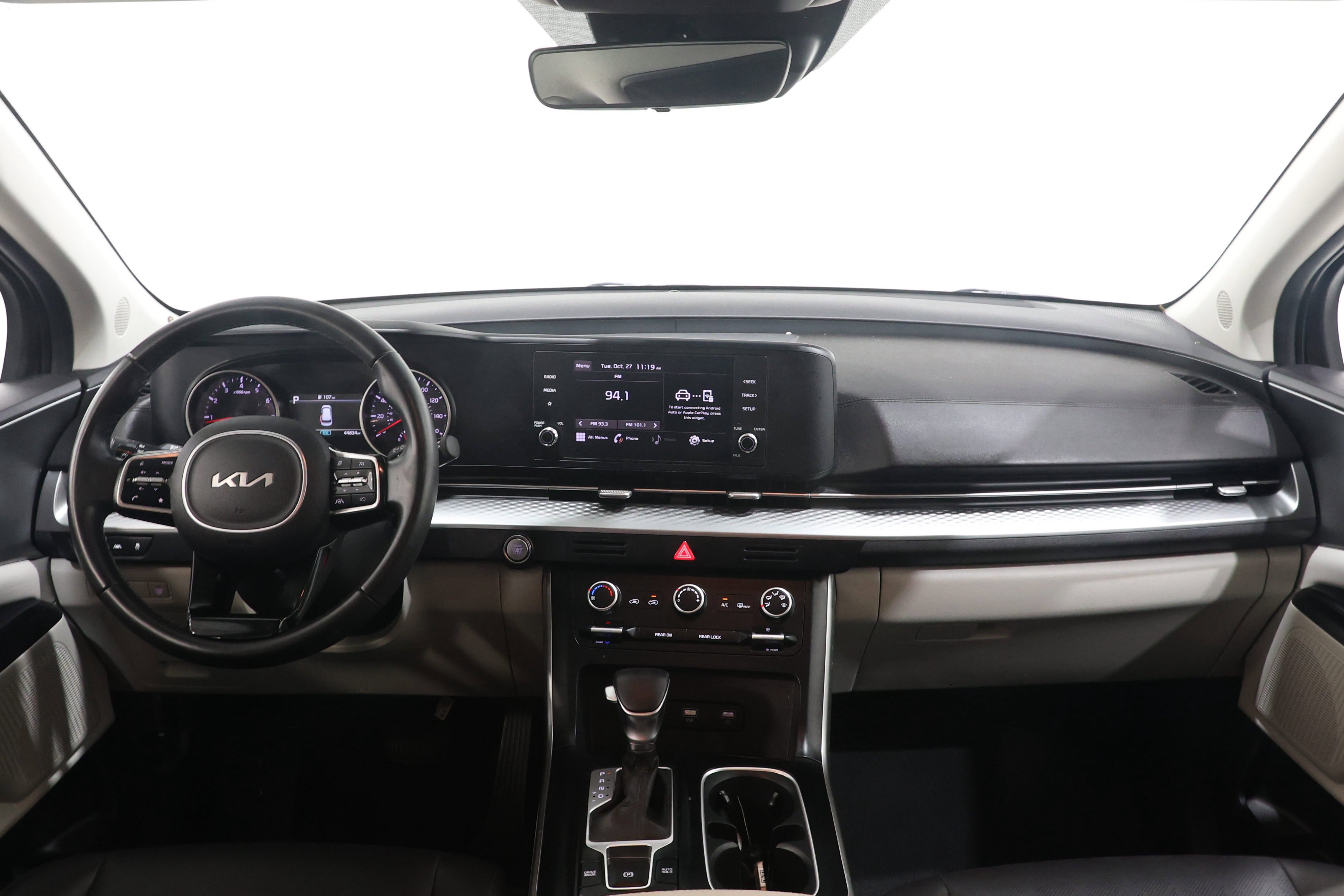 Used 2022 Kia Carnival LX FWD image 14