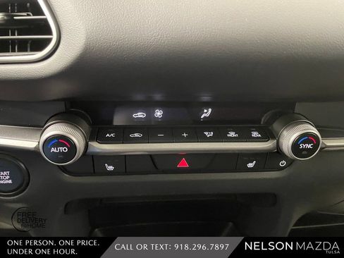 New 2026 MAZDA CX-30 AWD 2.5 S w/ Select Sport Pkg image 31