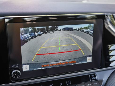 Used 2025 Toyota Camry SE FWD image 24